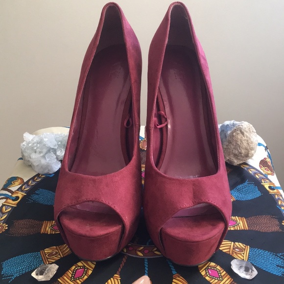 Forever 21 Velvet Pump, Open-toe - Picture 7 of 8